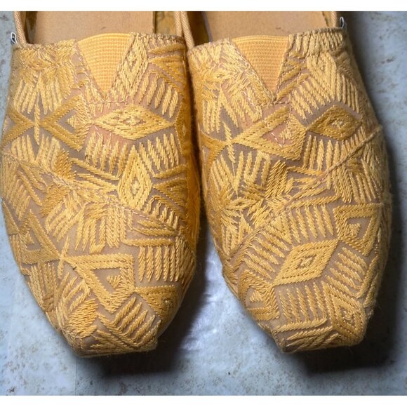 Toms Womens Yellow Embroidered Semi-sheer Slip-On Shoes Casual Boho Cottagecore - Picture 8 of 10